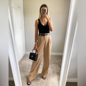 Pleated high waisted trousers